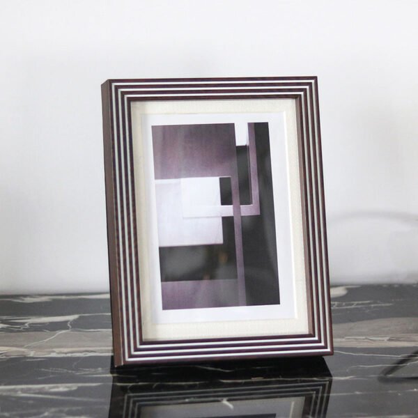 Modern Minimalist Nordic Light Luxury Artistic Swirl Pattern Picture Frame 7-Inch Decorative Piece Showroom Living Room Bedside Table Photo Frame Ornament