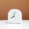 Nordic Minimalist Home Decor White Resin Clock Ornament Showroom Display Table Top Decorative Table Clock Soft Furnishing Craft Item