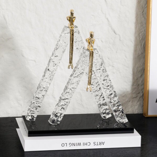 Thinker Crystal Ornament Modern Minimalist Model Home Living Room Table Home Decor Piece TV Cabinet Coffee Table