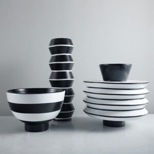 Black-and-white striped vase pattern Asymmetrical twill floral vase Flower container Model home cabinet decoration Resin craft ornament
