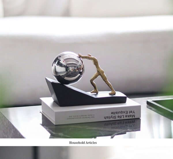 Nordic Creative Sports Puck-Pushing Figure Ornament Living Room, Bedroom, Entryway, Study, Model Home Home Decor Sculpture