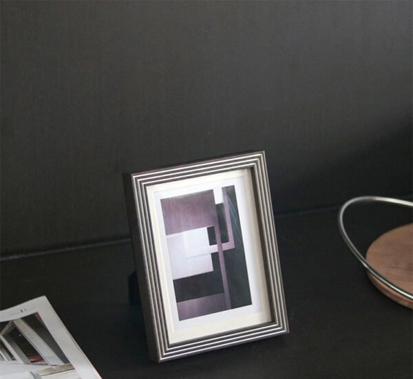 Modern Minimalist Nordic Light Luxury Artistic Swirl Pattern Picture Frame 7-Inch Decorative Piece Showroom Living Room Bedside Table Photo Frame Ornament